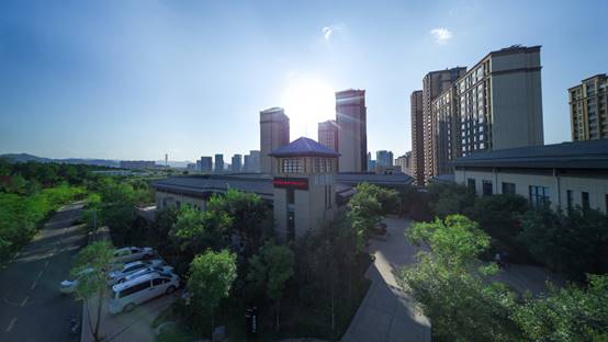 说明: D:\山东青年政治学院图片\礼行楼.jpg